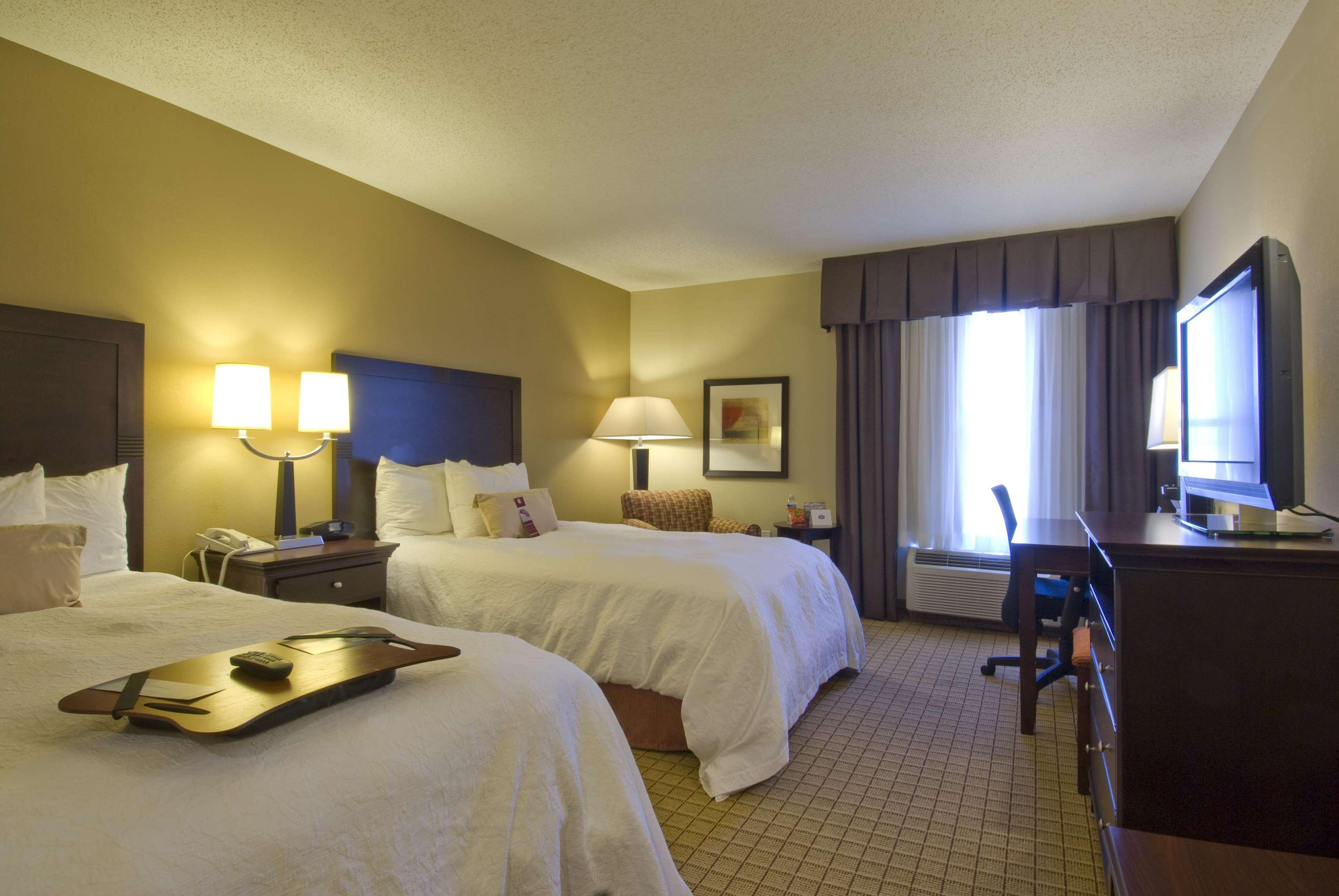 Hampton Inn Corydon Quarto foto